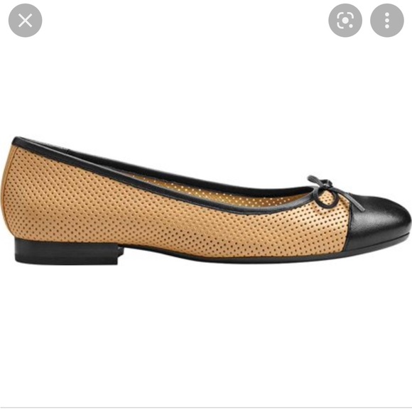 Aerosoles Perforated Leather Ballet Flats size 9.5M - Picture 2 of 15